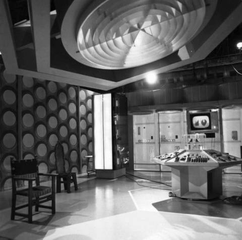 doctor_who_original_tardis_console_room_from_first_ever_episode_an_unearthly_child