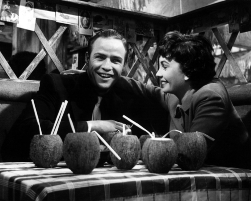 jean_simmons_with_marlon_brando_on_set_of_guys_and_dolls_2